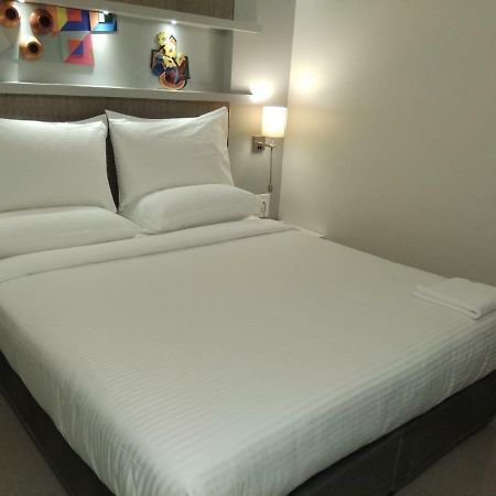 Hotel Atharv Top Rated Business Hotel In Kolhapur Ngoại thất bức ảnh