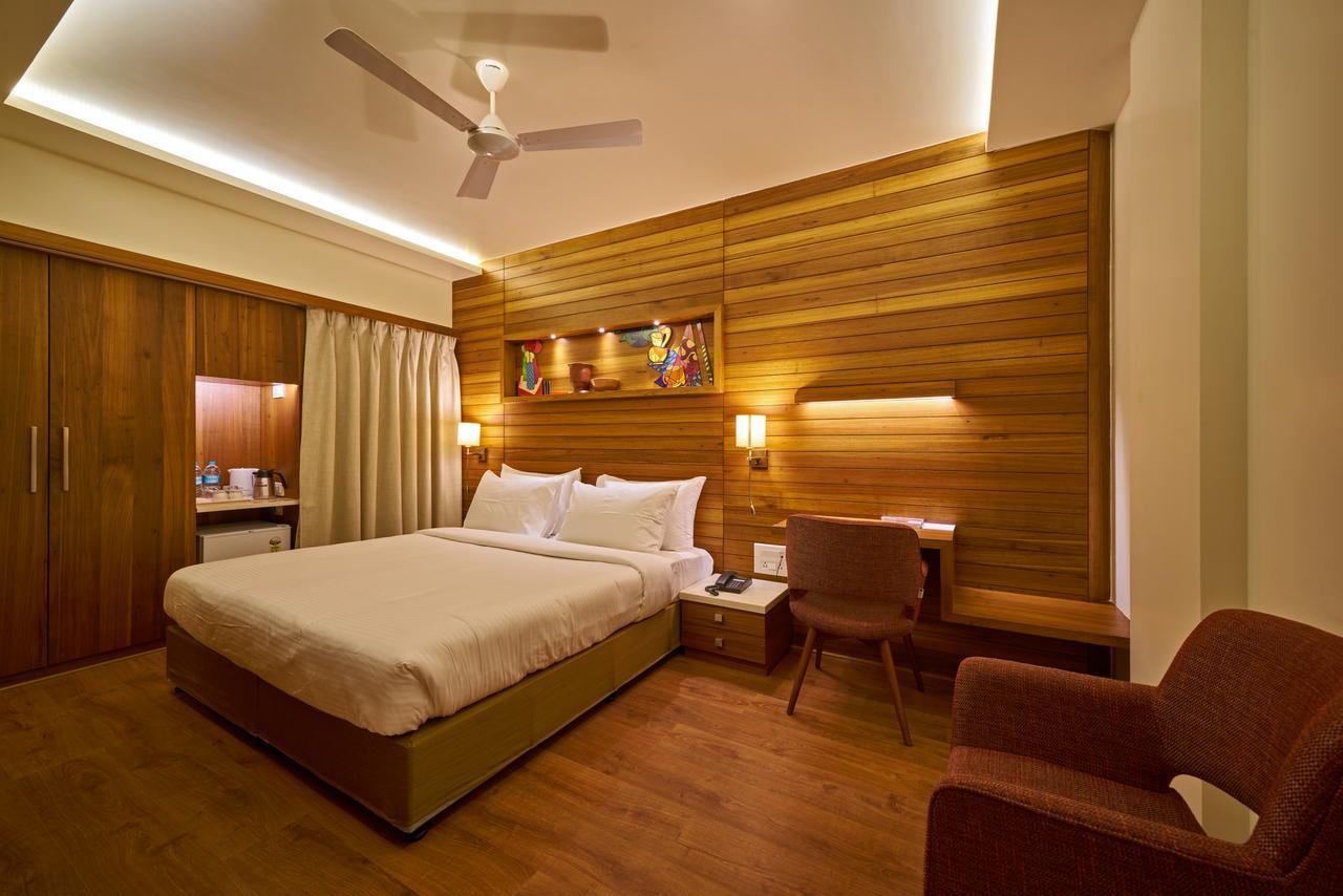 Hotel Atharv Top Rated Business Hotel In Kolhapur Ngoại thất bức ảnh