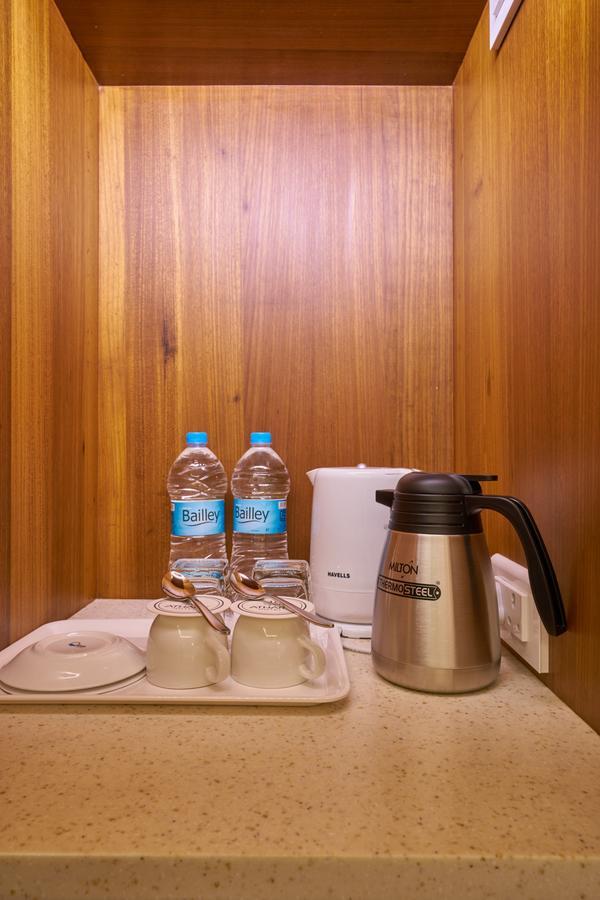 Hotel Atharv Top Rated Business Hotel In Kolhapur Ngoại thất bức ảnh